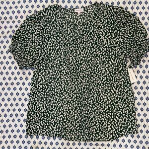 Molly and Isadora nwt Green and White Patterned Women's Top puff sleeves  1X